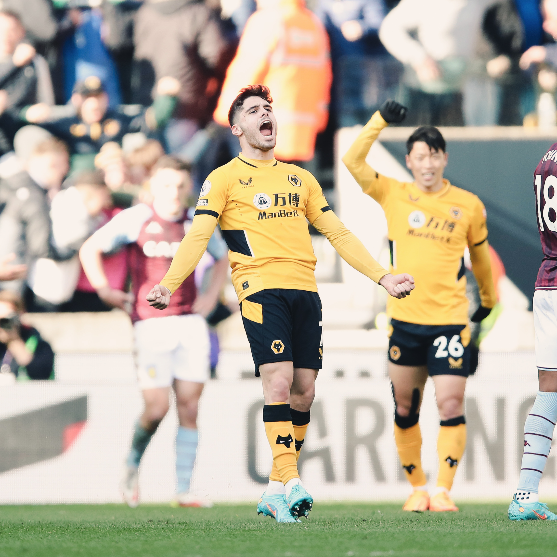 琼斯在接受 琼斯在接受