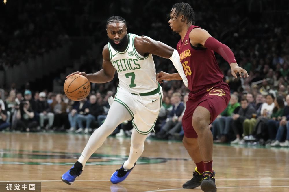 莱昂内尔 莱昂内尔